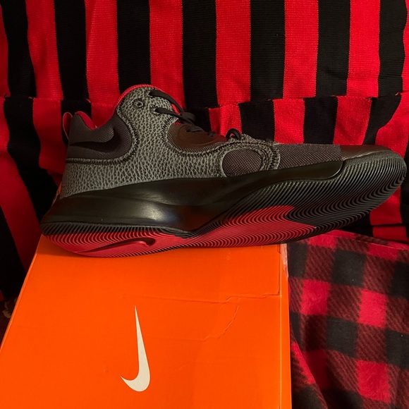 Mens Nike sneaker - Picture 5 of 6